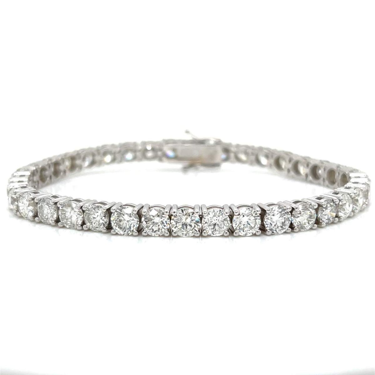 14K White Gold 23.50 Ct. Diamond Tennis Bracelet