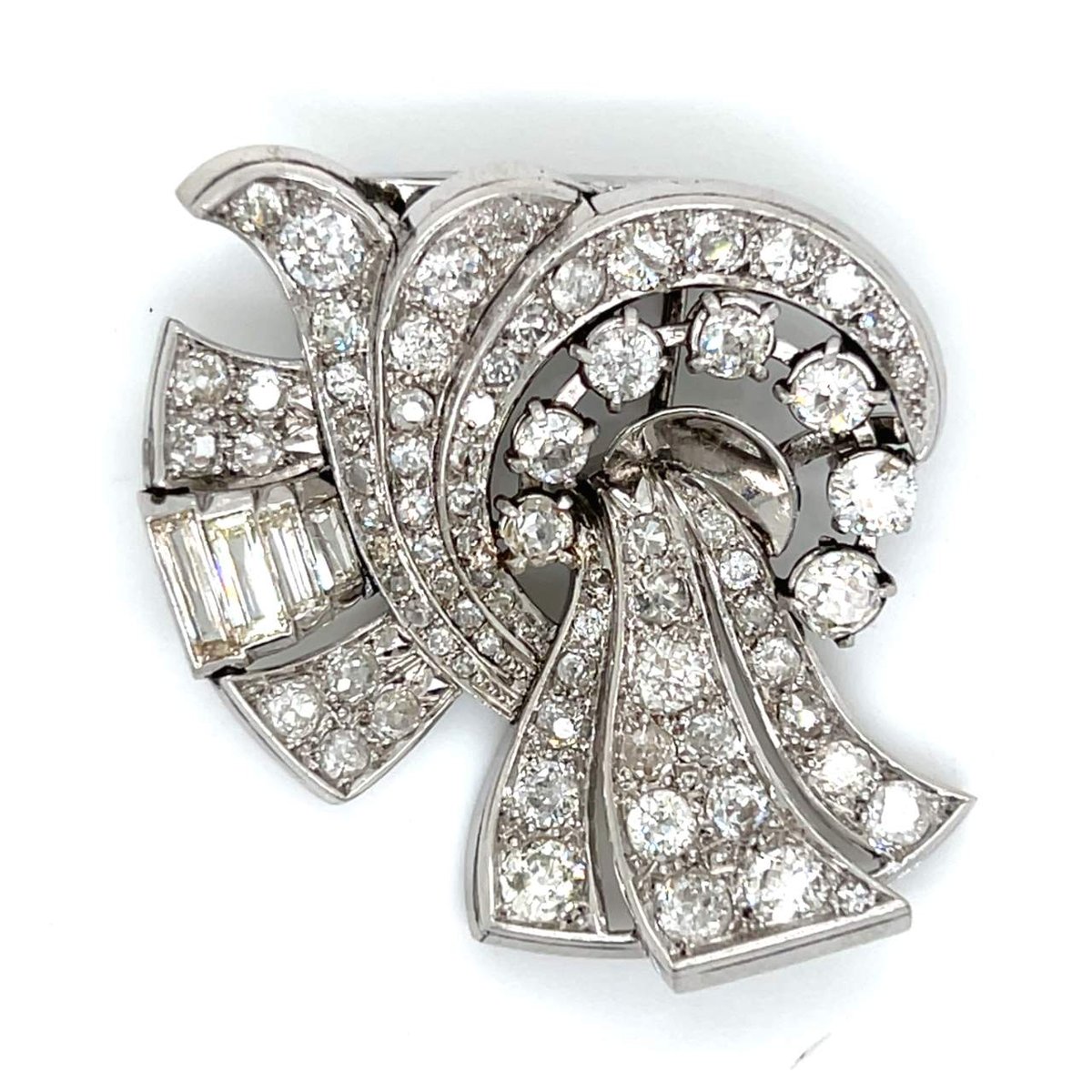 Art Deco Platinum 8.60 Ct. Diamond Brooch