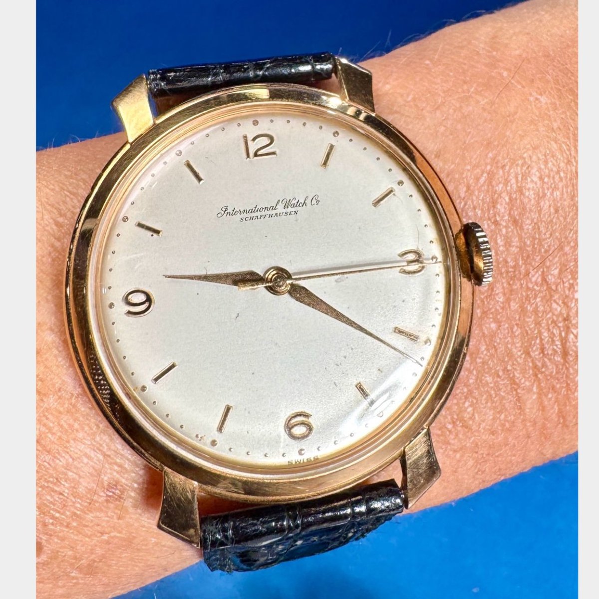 Vintage IWC 18K Yellow Gold Dress Watch