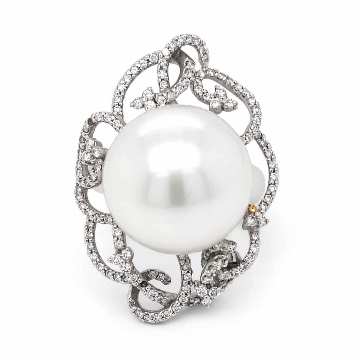 18K White Gold South Sea Pearl & Diamond Ring