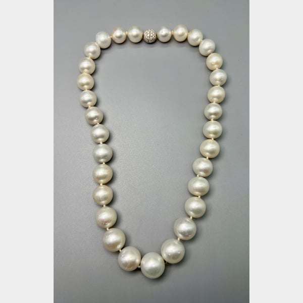 18K White Gold Graduated South Sea Pearl and Diamond Clasp Necklace