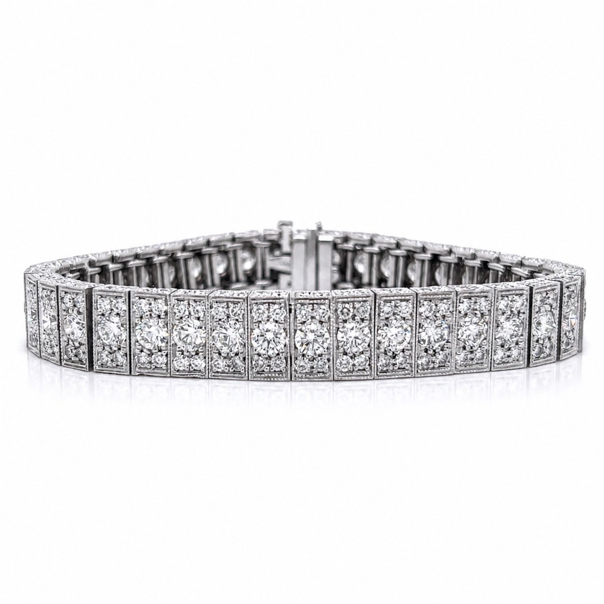 Platinum 19.50 Ct. Diamond Bracelet