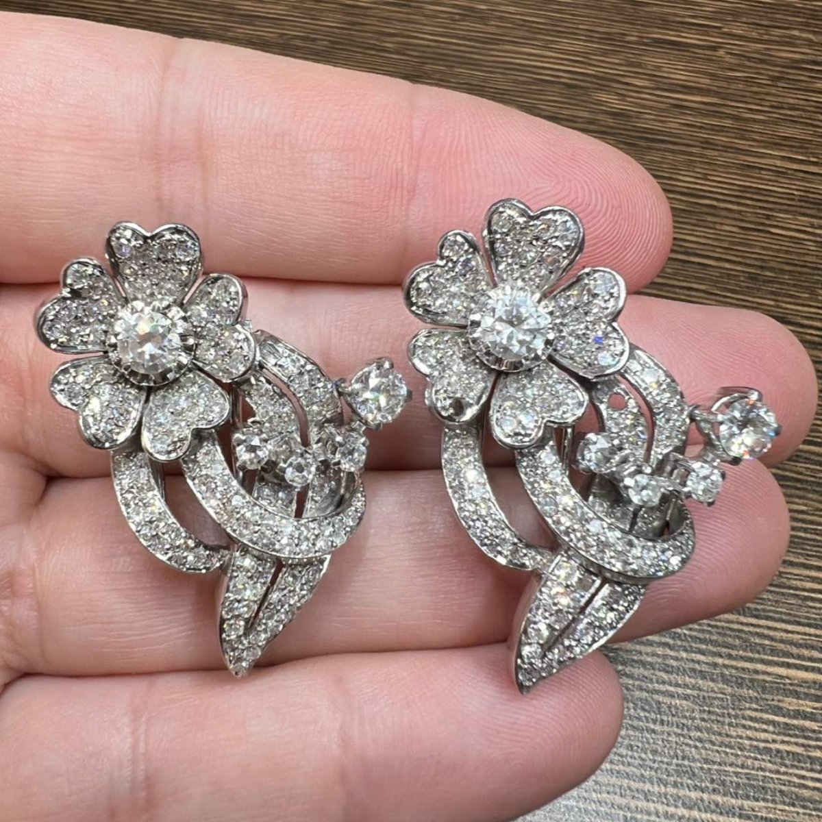 6.40 Ct Diamond Art Deco Flower Clips