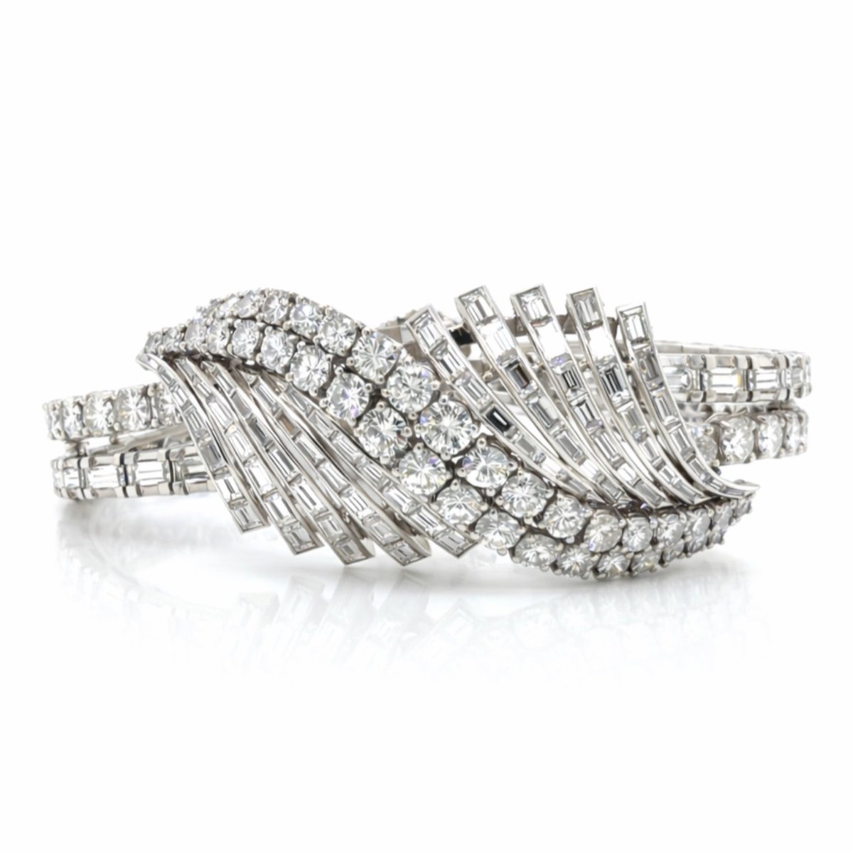 Art Deco Platinum 21.00 Ct. Diamond Bracelet