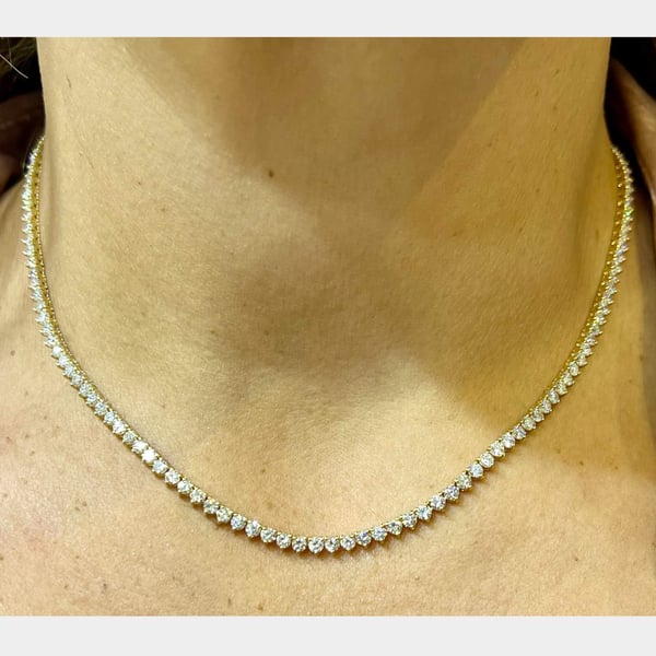 18K Yellow Gold 10.70 Ct. Diamond Tennis Necklace