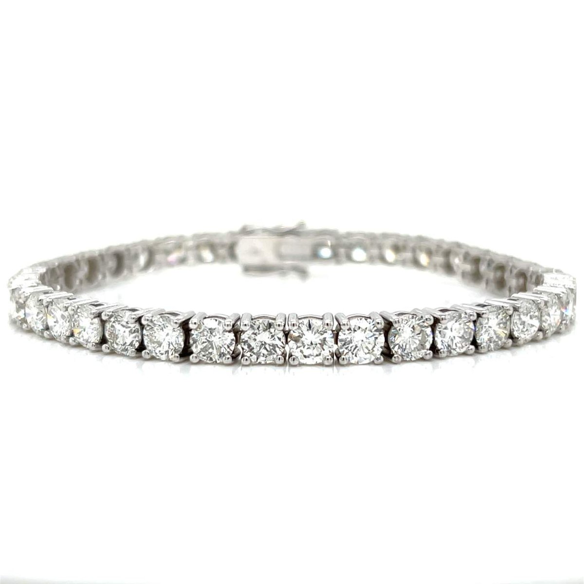 14K White Gold 19.00 Ct. Diamond Tennis Bracelet