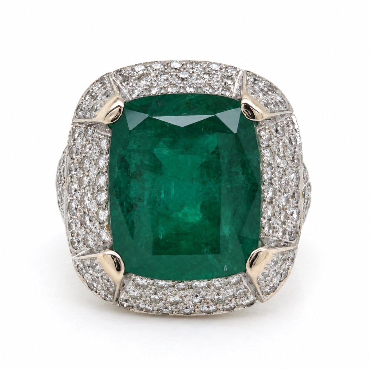 18K White Gold Emerald & Diamond Ring