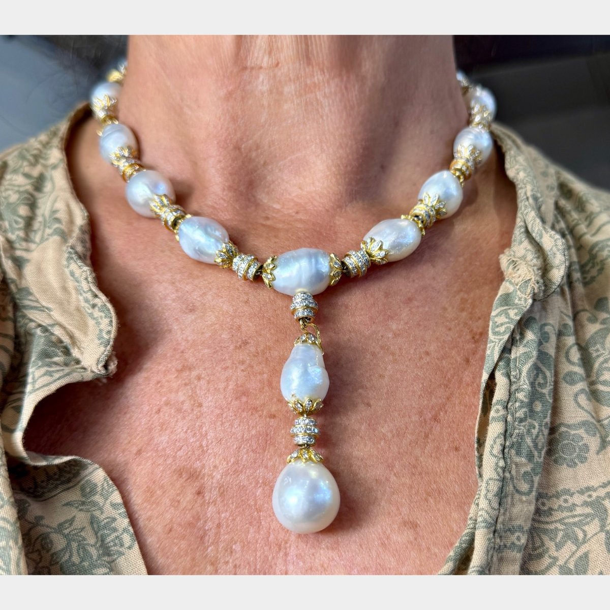 18K Yellow Gold South Sea Pearl & Diamond Necklace