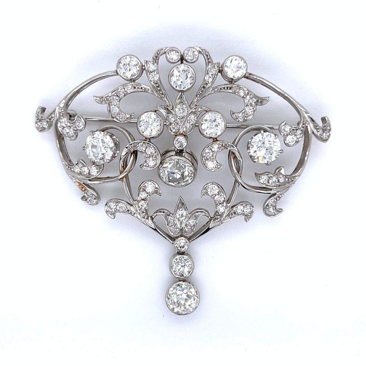 7.80 Ct. Art Deco Diamond Brooch