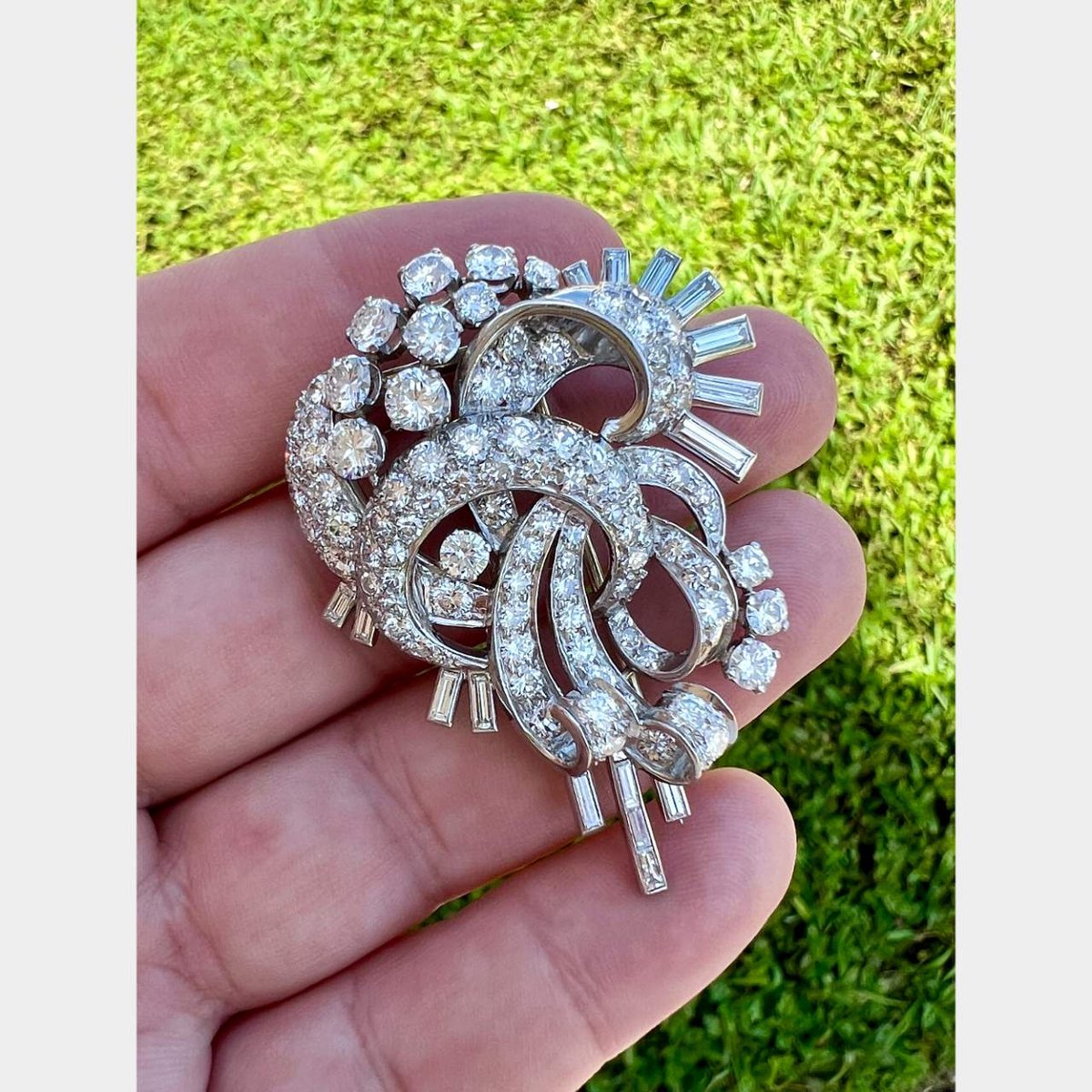 Art Deco Platinum 12.20 Ct. Diamond Brooch