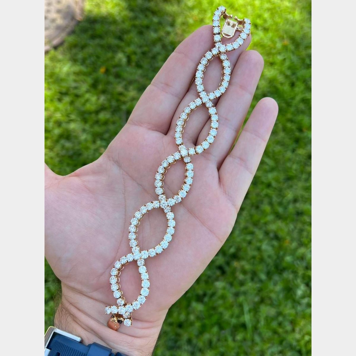 French 18K Yellow Gold 27.00 Ct. Diamond Bracelet