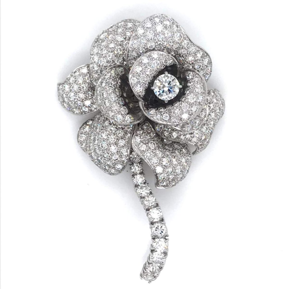 Art Deco Platinum 16.75 Ct Diamond Brooch
