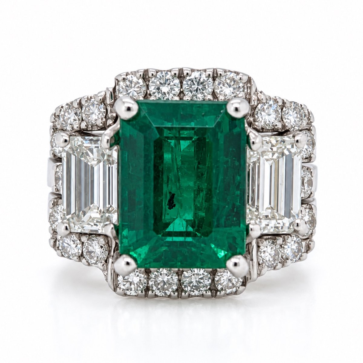 18K White Gold Colombian Emerald & Diamond Ring