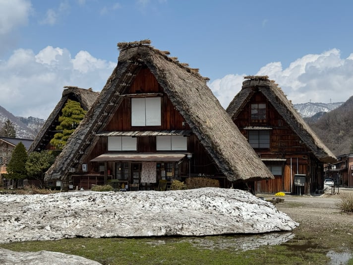 3596BA1C-D8D0-4759-9F54-361537C1C804