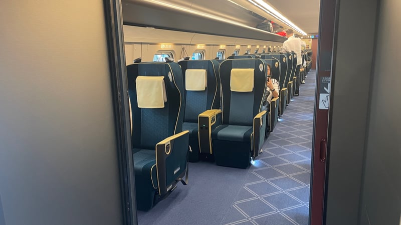 5615B543-EEA9-401B-8E6C-820E1758C569