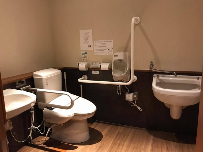 20200227_065053727_iOS