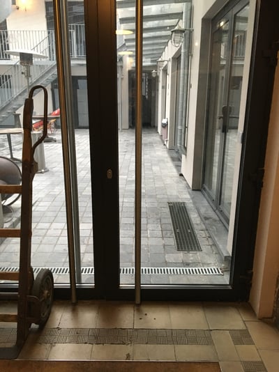 0CD2A792-1B9C-4C9C-8805-84A17E1E0A32