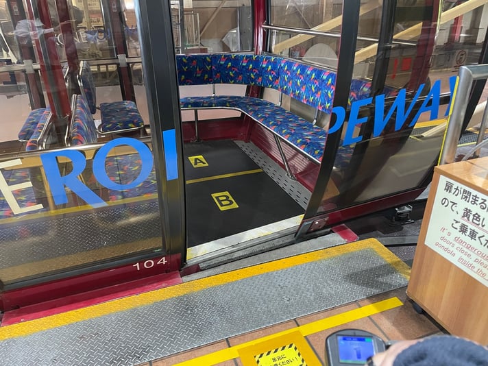 81F5F51E-F38E-4C7F-9700-154E10F4AF9B