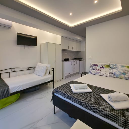 10 - DANAI Studios by SDR photo 5