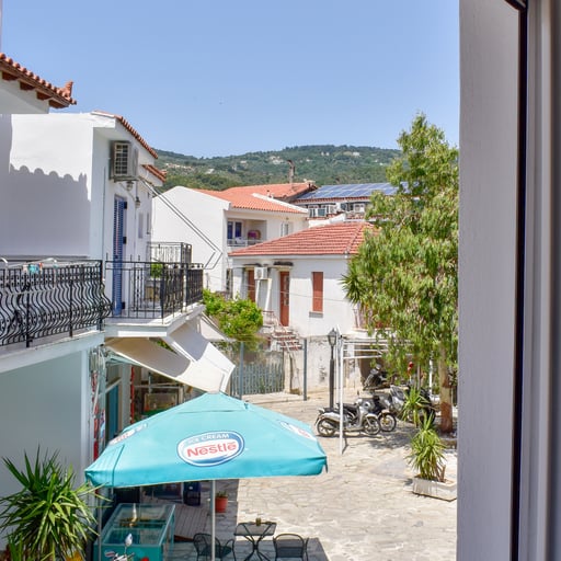 Double Room, 𝗡𝗼 𝗕𝗮𝗹𝗰𝗼𝗻𝘆, City View, Non-Smoking photo 4