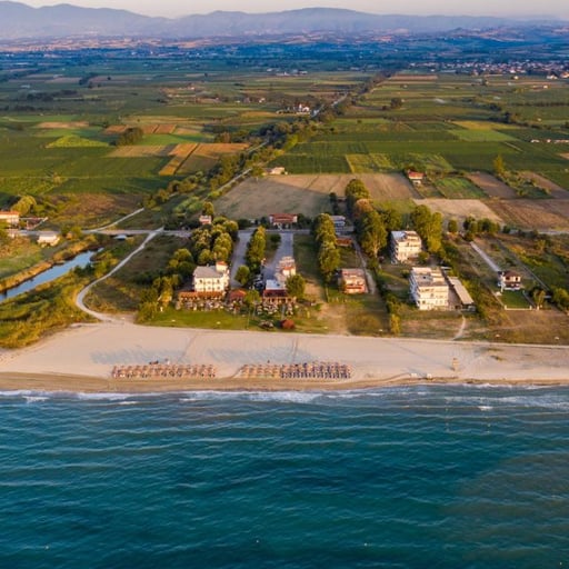 Paralia Korinou photo 2