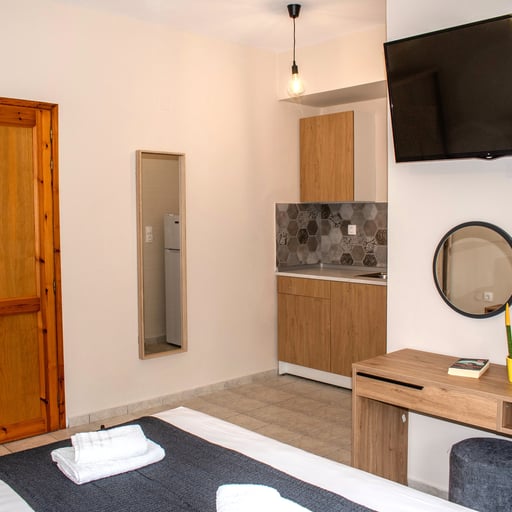 Double Room with kitchenette and Balcony, 1st Floor photo 1