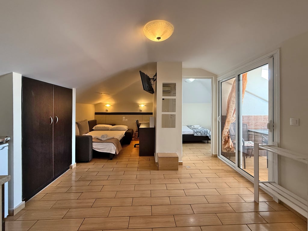 ARHONTISA Studios by SDR - High-Speed Loft Living