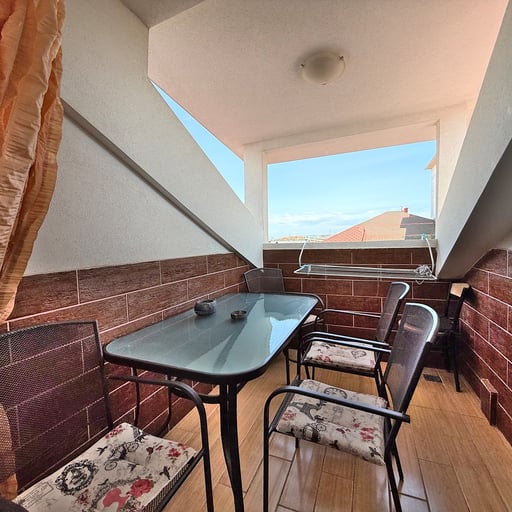 One-Bedroom Loft photo 19