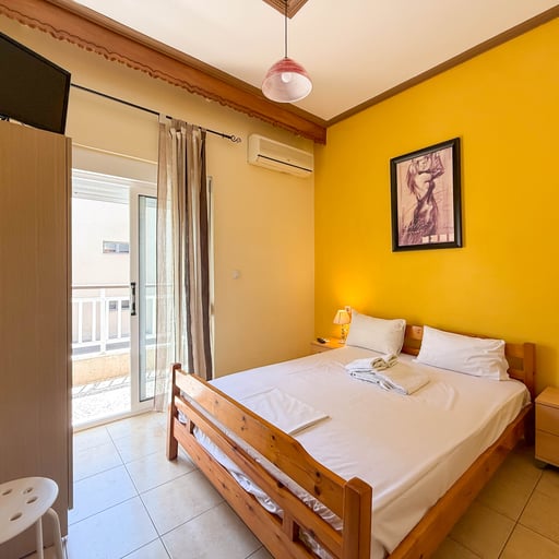 Apartment 4 photo 16