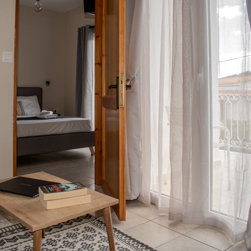 One Bedroom Apartment with balcony, 1st Floor photo 2