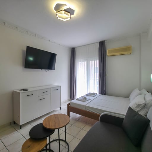 ZINON Suites by SDR photo 2