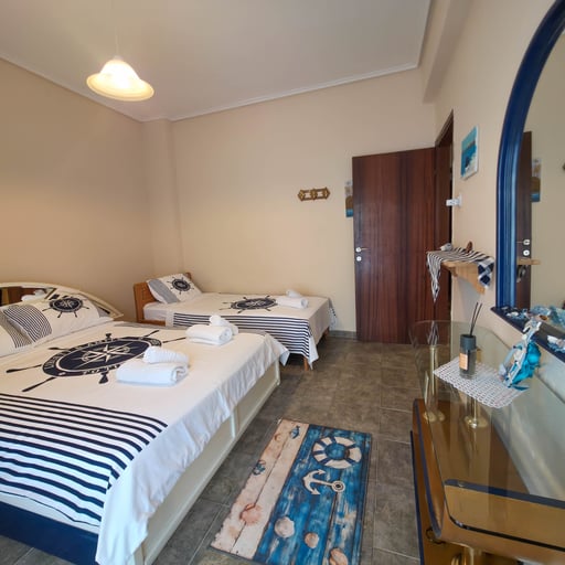 Emily's Paradise by SDR photo 5