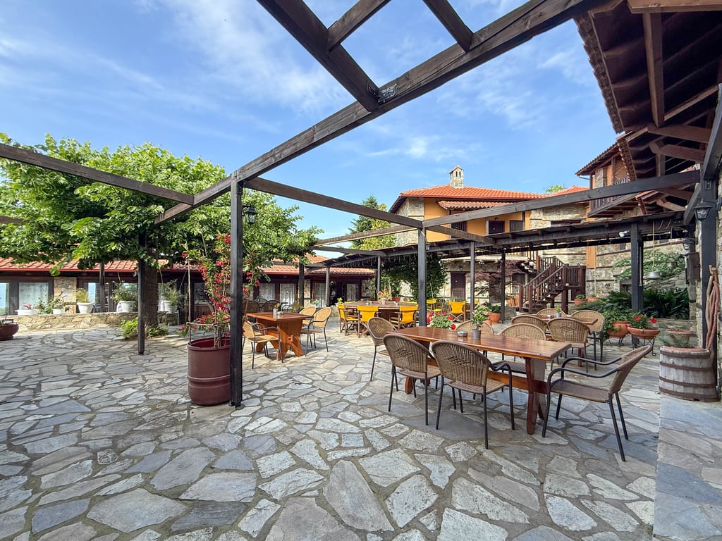 Pliades Guesthouse in Παλαιός Παντελεήμον Palaios Panteleimonas, photo #14