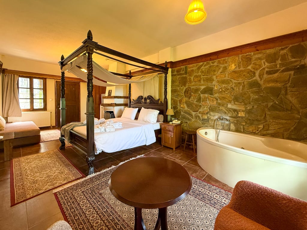 Pliades Guesthouse in Παλαιός Παντελεήμον Palaios Panteleimonas, photo #7