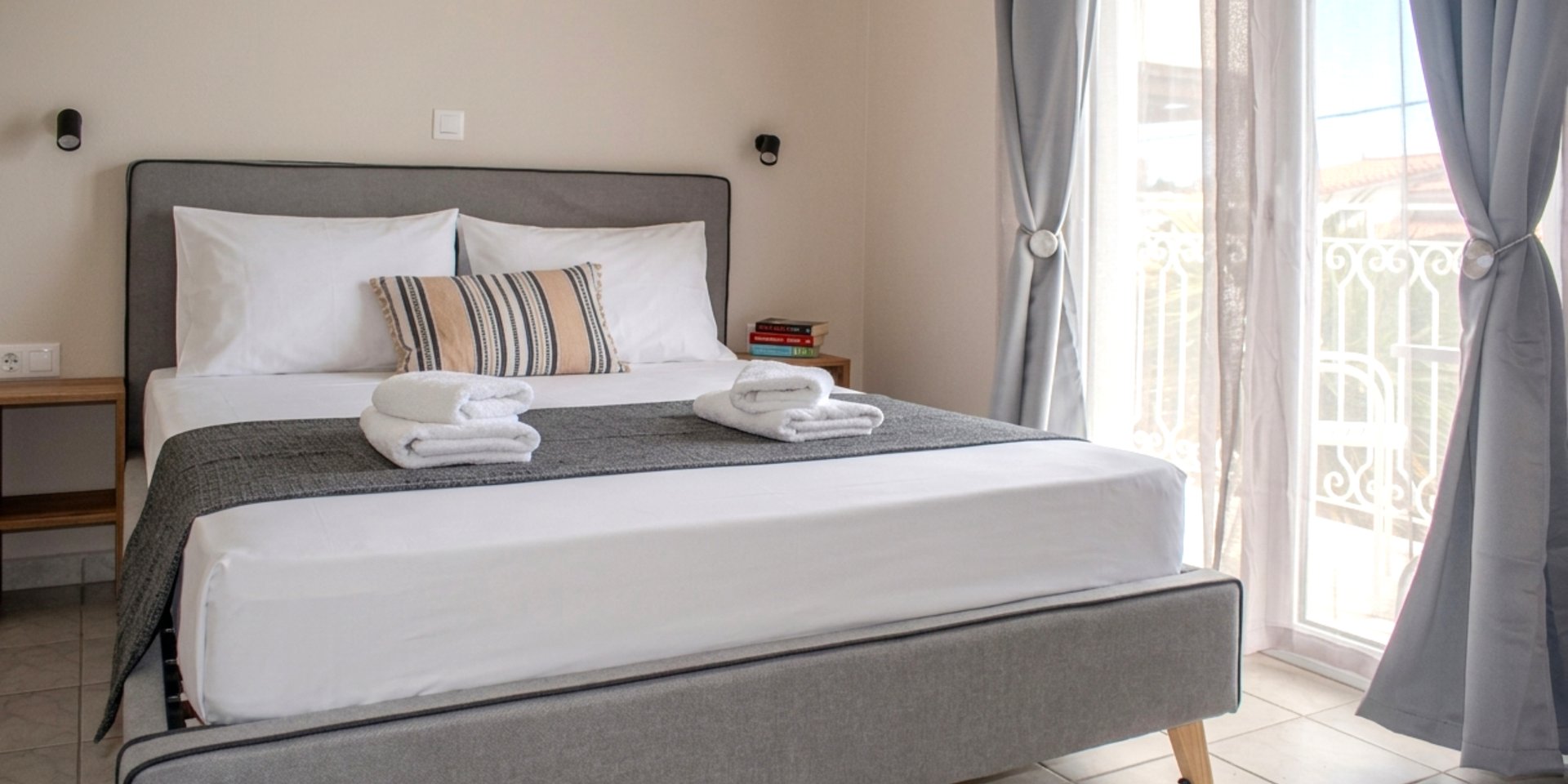 One Bedroom Apartment with balcony, 1st Floor