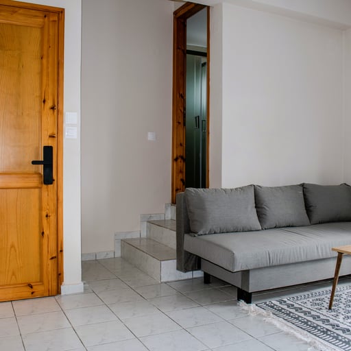 One Bedroom Apartment with kitchenette, Balcony, 2nd Floor. photo 8