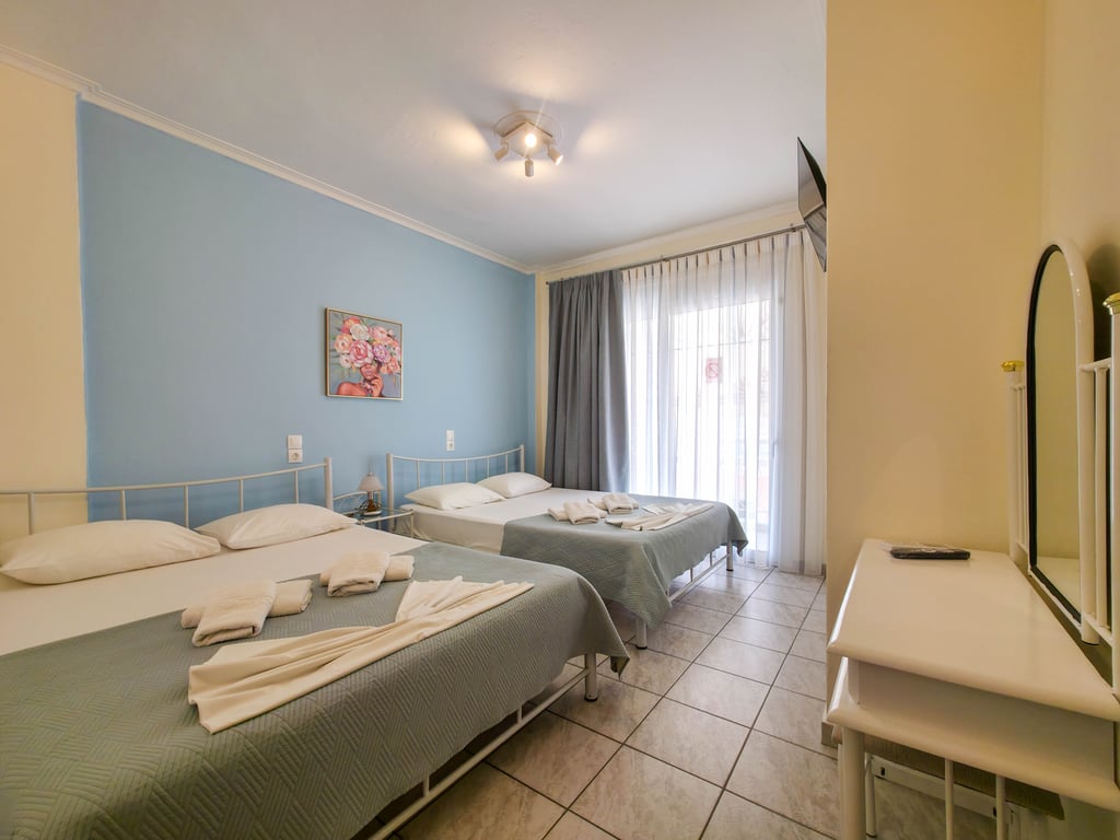 Chariclia Hotel