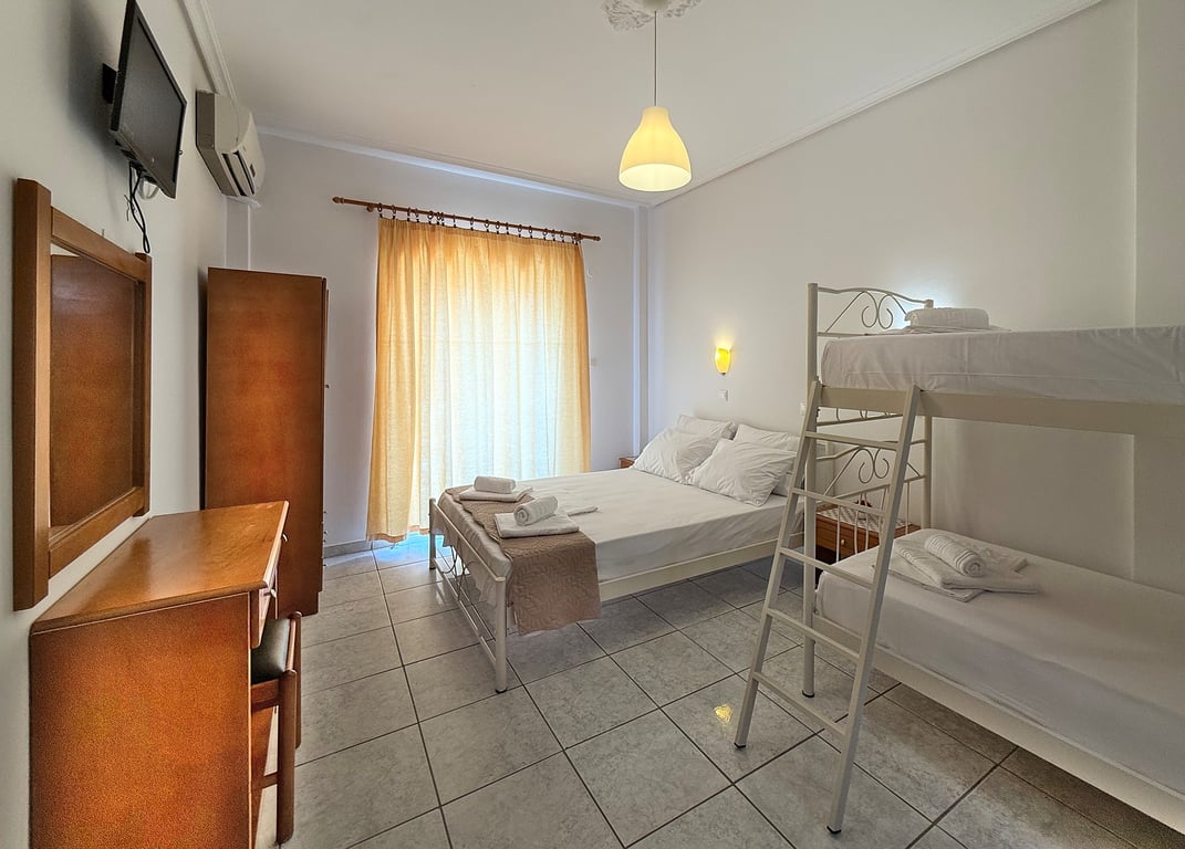 Beachfront location, family warmth, and value for money.