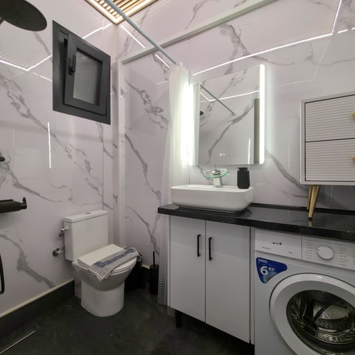 Hybrid 6D Luxury Suite by SDR photo 14