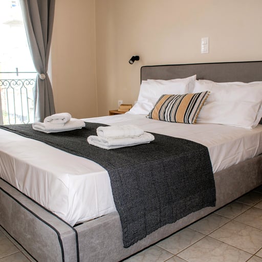 Double Room with kitchenette and Balcony, 1st Floor photo 1