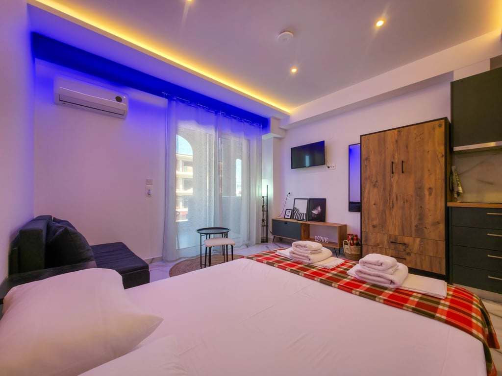 Deluxe Suite no. 8