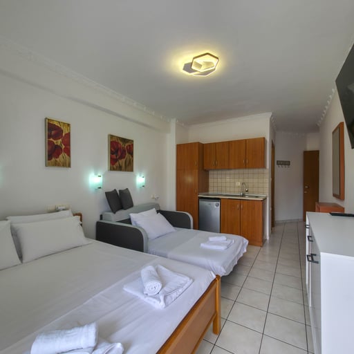 ZINON Suites by SDR photo 10