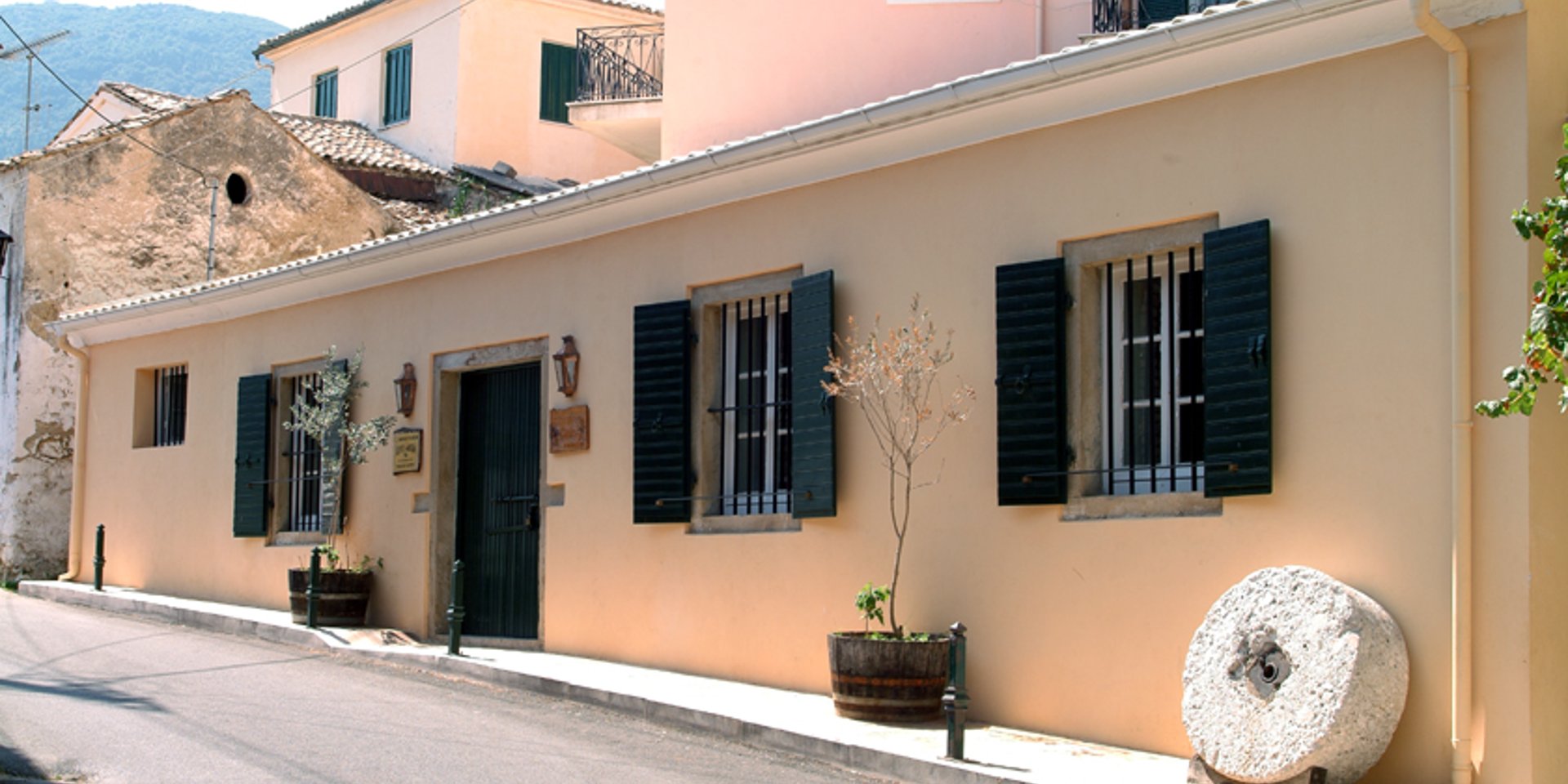 Culture of Kynopiastes Corfu