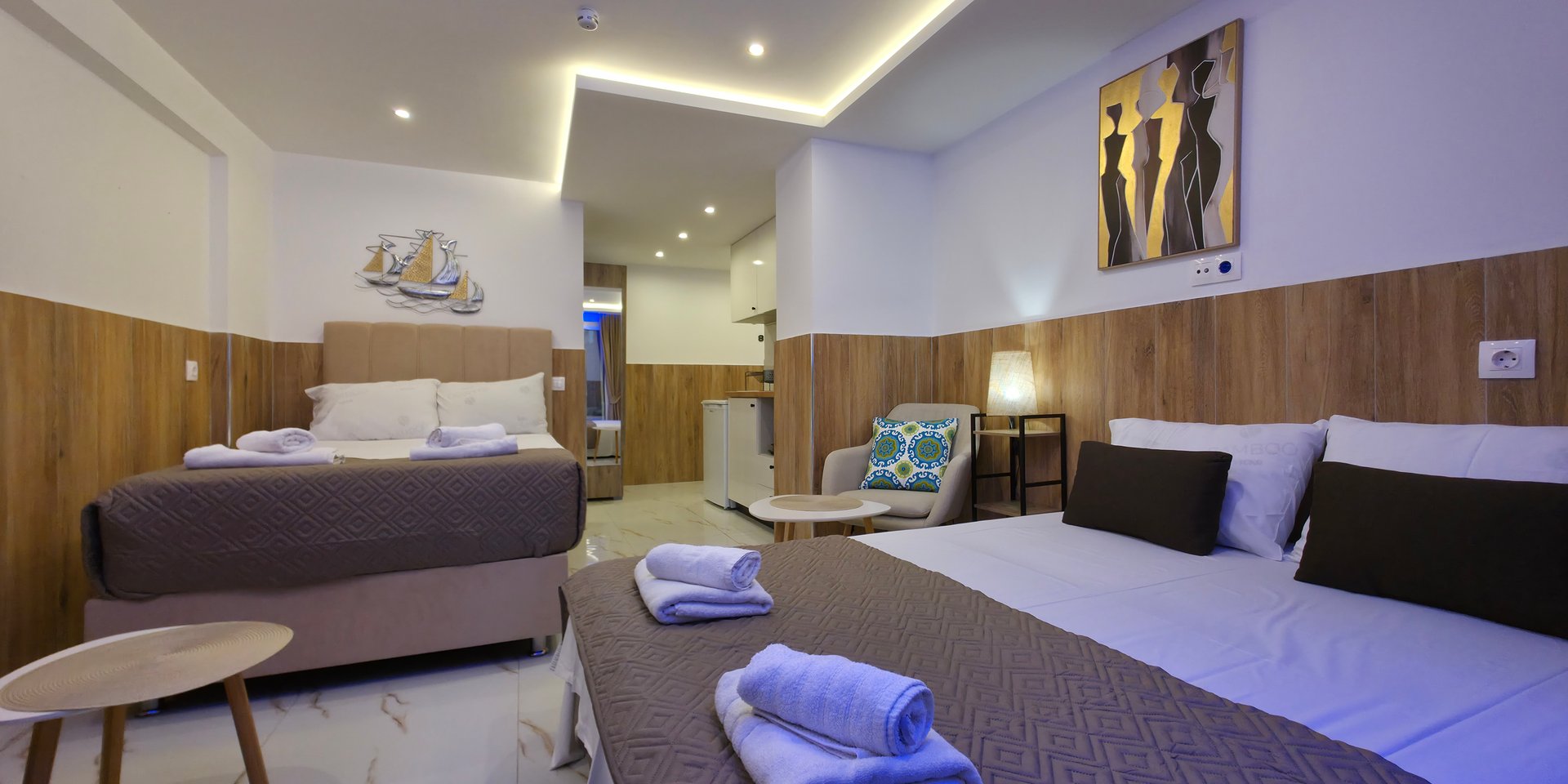 ALEXANDROS Apartments by SDR - Brand-New Tech & Park-Side Peace