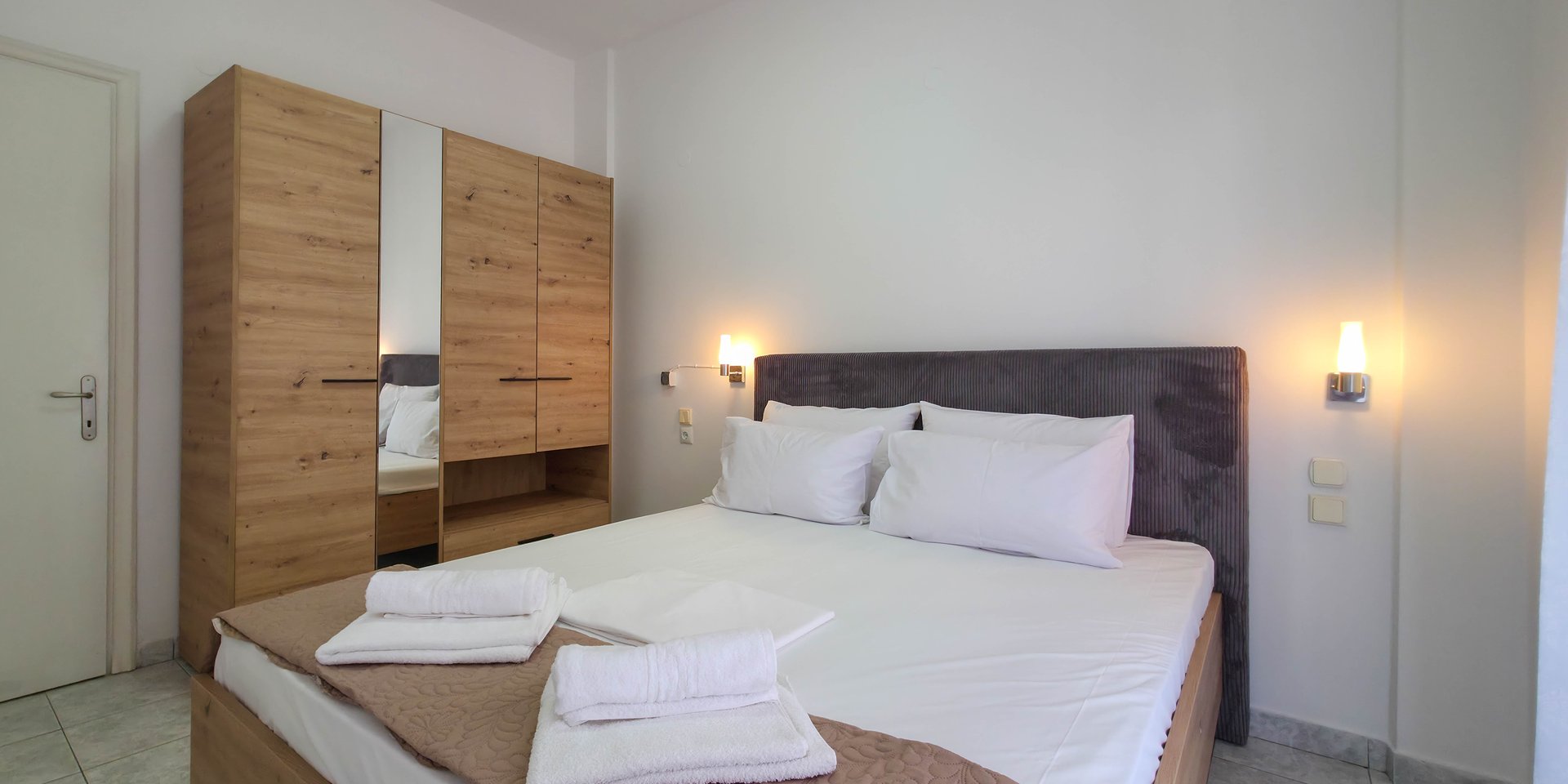 ARETI Suites by SDR -  High-Speed Wifi in the Heart of Paralia