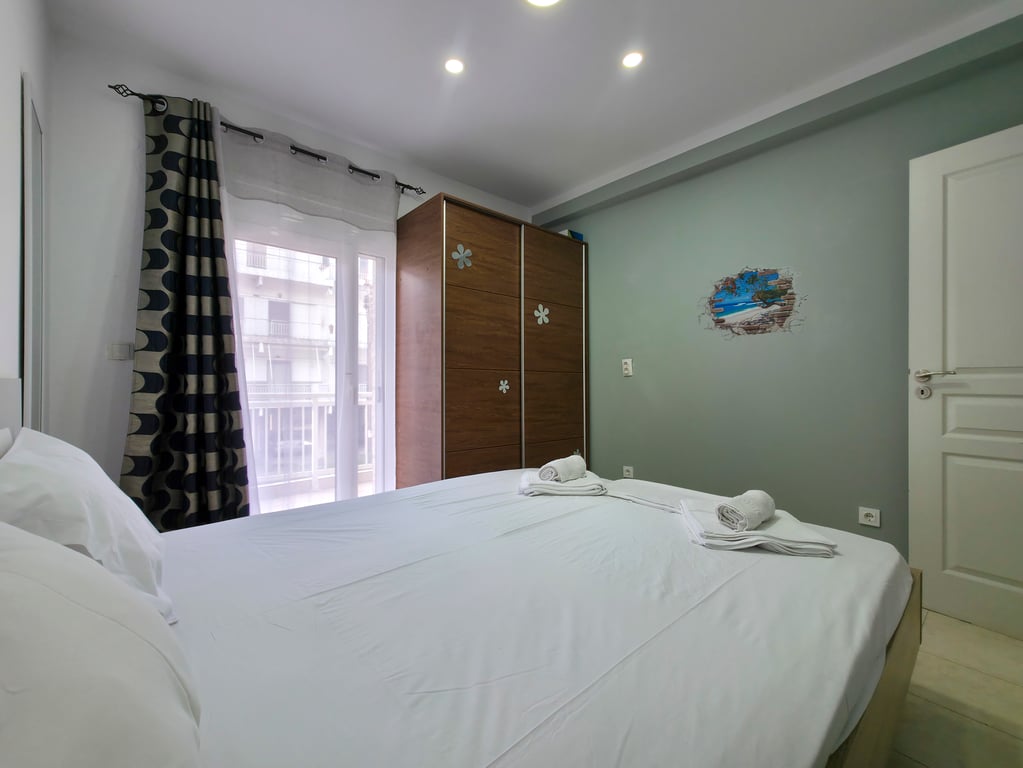 Petrakis Apartment by SDR