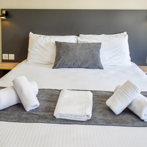 Triple Room, 𝗡𝗼 𝗕𝗮𝗹𝗰𝗼𝗻𝘆, City View, Non-Smoking photo 4