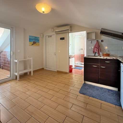 One-Bedroom Loft photo 13