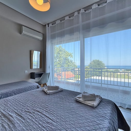 Triple Room with Sea View photo 1