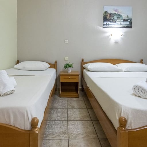 Comfort Triple Room photo 7